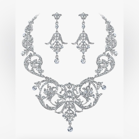 Ornate Silver Necklace and Earring Set - Picture 1 of 5